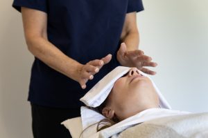 Reiki Healing with Acupuncture for much stronger results